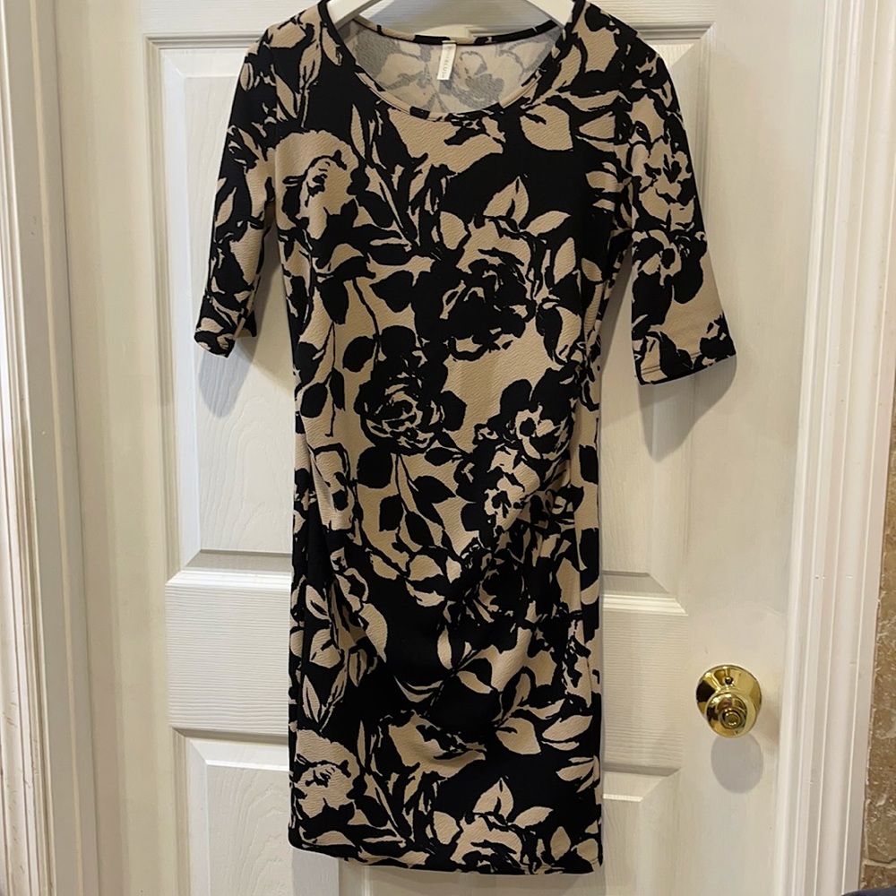 BOGO! NWOT PINKBLUSH Floral Black/Tan Maternity Dress Size S